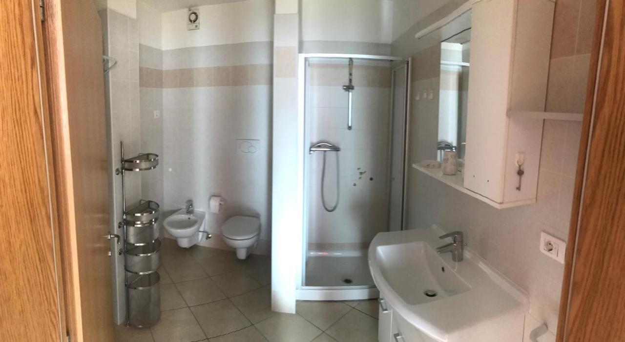 Palazzina Rosa Lägenhet Spormaggiore Exteriör bild