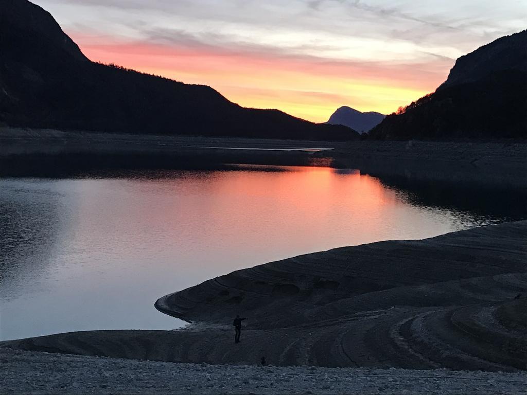 Palazzina Rosa Lägenhet Spormaggiore Exteriör bild