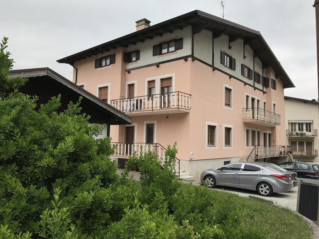 Palazzina Rosa Lägenhet Spormaggiore Exteriör bild